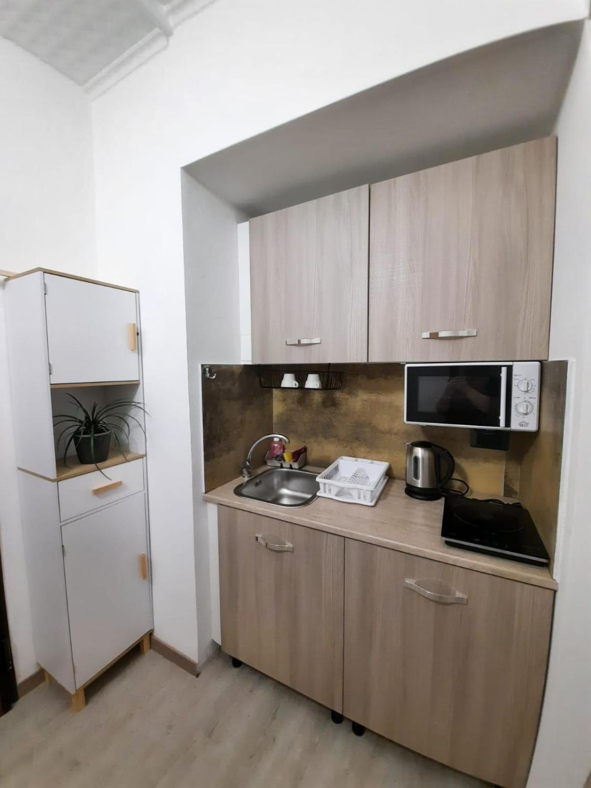 Апартаменты Viccinella House Capranica Экстерьер фото