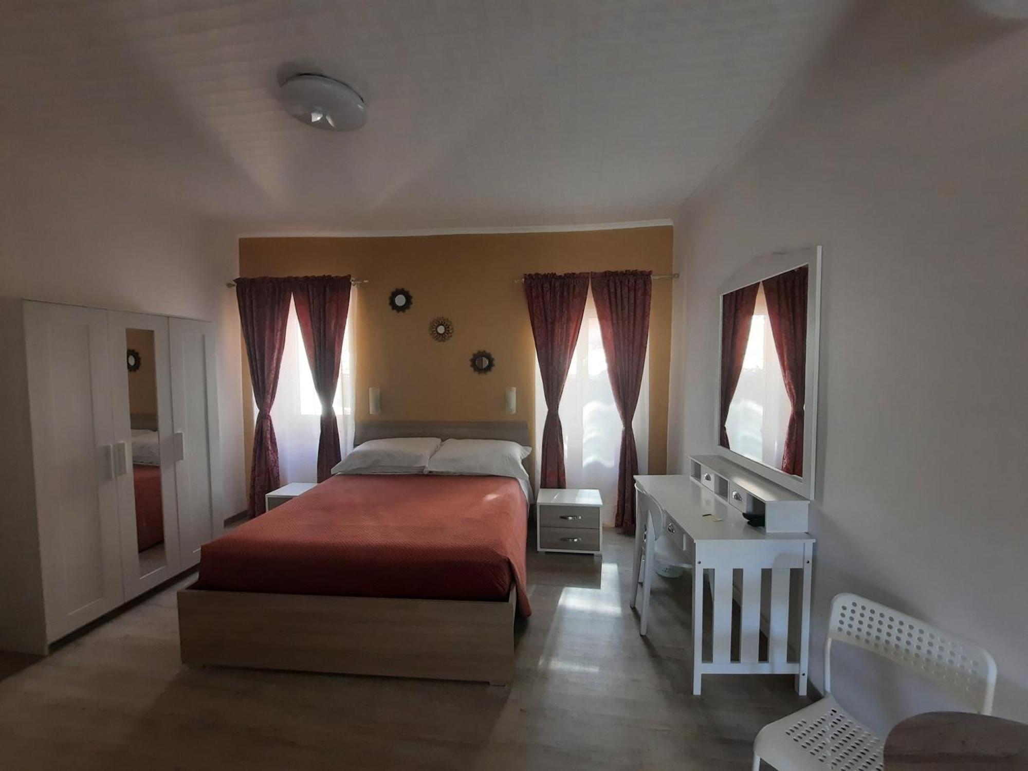 Апартаменты Viccinella House Capranica Экстерьер фото